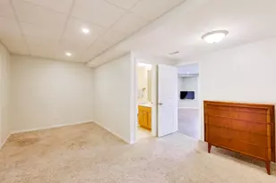 660 Robin Ridge, Elgin, IL 60123 - Photo 24