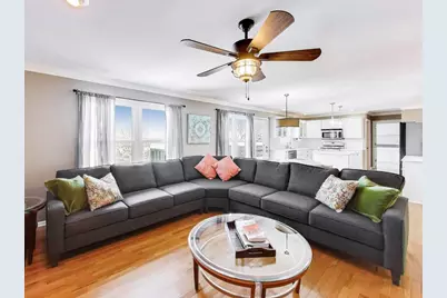 660 Robin Ridge, Elgin, IL 60123 - Photo 8