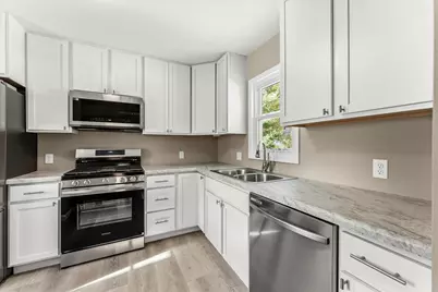 1407 W Clark Street, Champaign, IL 61821 - Photo 10