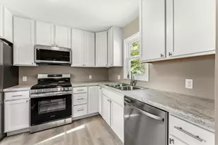 1407 W Clark St, Champaign, IL 61821 - Photo 10