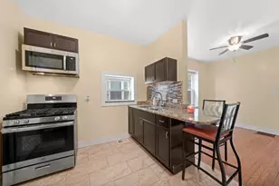 1625 N McVicker Ave, Chicago, IL 60639 - Photo 10