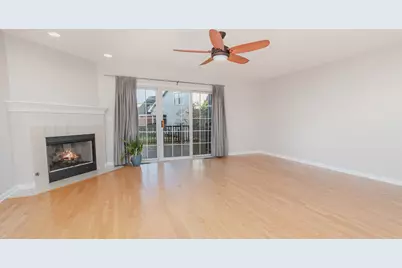 1031 N Earls Court, Palatine, IL 60067 - Photo 6