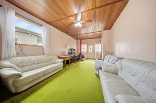 1864 Revere St, Freeport, IL 61032 - Photo 4