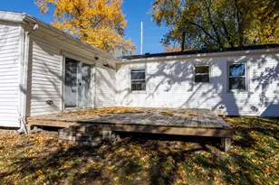 1811 E Lincoln St, Bloomington, IL 61701 - Photo 36