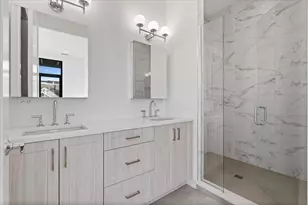 1340 W Chestnut St, Chicago, IL 60642 - Photo 28