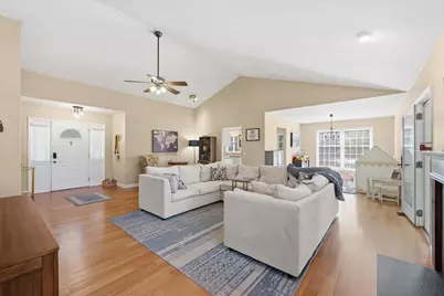 2707 Cherry Hills Drive, Champaign, IL 61822 - Photo 6