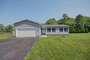 386 W 3rd St, Braidwood, IL 60408 - Photo 30