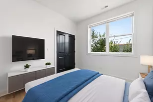 3902 S Lake Park Ave, Chicago, IL 60653 - Photo 18