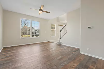 32804 Bending Creek, McHenry, IL 60051 - Photo 4