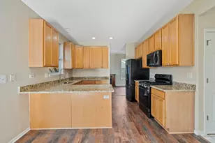 32804 Bending Creek, McHenry, IL 60051 - Photo 10