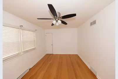 2718 East Avenue S, Berwyn, IL 60402 - Photo 24
