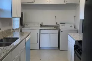 116 Pauline Ave, Crystal Lake, IL 60014 - Photo 8