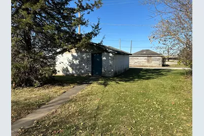 904 E Bridge Street, Streator, IL 61364 - Photo 14