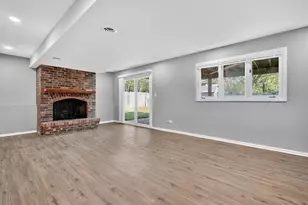 1245 Winaki Trail, Algonquin, IL 60102 - Photo 32