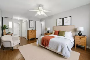 7801 Niles Center Rd, Skokie, IL 60077 - Photo 12