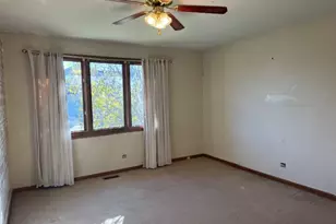 17027 Judy Ct, Oak Forest, IL 60452 - Photo 12