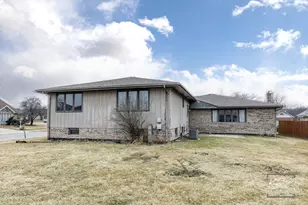 17027 Judy Ct, Oak Forest, IL 60452 - Photo 24