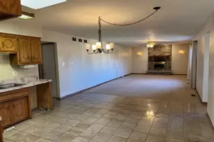 17027 Judy Ct, Oak Forest, IL 60452 - Photo 4