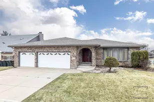 17027 Judy Ct, Oak Forest, IL 60452 - Photo 1