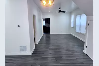 11581 S Lafayette Avenue, Chicago, IL 60628 - Photo 6