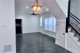 11581 S Lafayette Ave, Chicago, IL 60628 - Photo 8