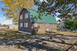 144 Pawnee Dr, Loda, IL 60948 - Photo 4