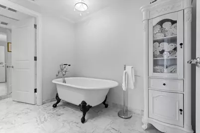 530 N Lake Shore Drive #1909, Chicago, IL 60611 - Photo 18