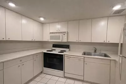 175 E Delaware Place #6114, Chicago, IL 60611 - Photo 8