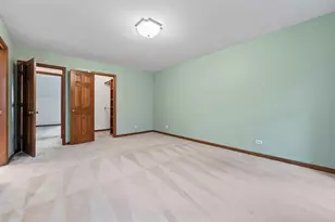 27W154 Chartwell Dr, Winfield, IL 60190 - Photo 32