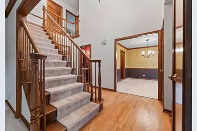27W154 Chartwell Drive, Winfield, IL 60190 - Photo 8