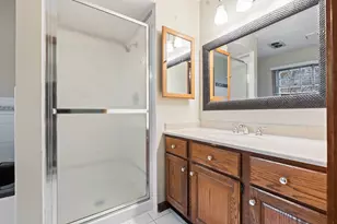 27W154 Chartwell Dr, Winfield, IL 60190 - Photo 34