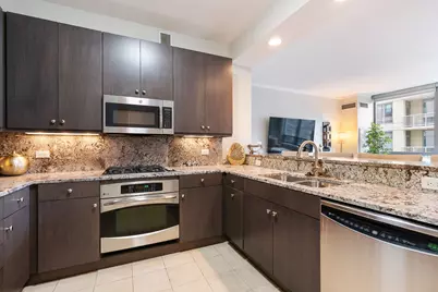 600 N Lake Shore Drive #3102, Chicago, IL 60611 - Photo 8