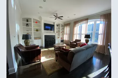 [Address not provided], Chicago, IL 60618 - Photo 2