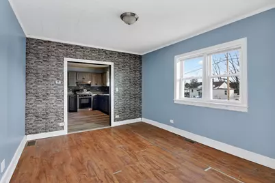 1800 S Cora Street, Crest Hill, IL 60403 - Photo 4