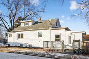 1800 S Cora St, Crest Hill, IL 60403 - Photo 2