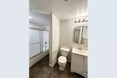 4386 Woodland Avenue #1, Western Springs, IL 60558 - Photo 8