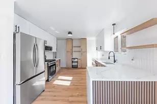 2N579 Bloomingdale Rd, Glendale Heights, IL 60139 - Photo 8