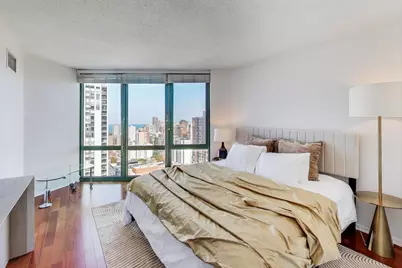 111 W Maple Street #2803, Chicago, IL 60610 - Photo 18