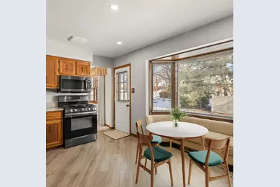 8209 Middlebury Avenue, Woodridge, IL 60517 - Photo 12