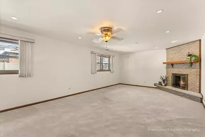 8209 Middlebury Avenue, Woodridge, IL 60517 - Photo 18