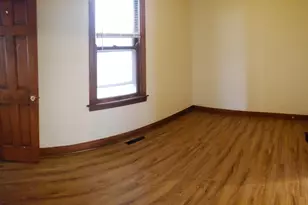 1811 S Komensky Ave, Chicago, IL 60623 - Photo 8