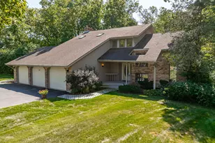 20 Geneva Ct, Crete, IL 60417 - Photo 2