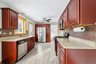 17910 Millstone Rd, Hazel Crest, IL 60429 - Photo 6