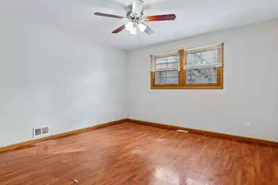 17910 Millstone Road, Hazel Crest, IL 60429 - Photo 8