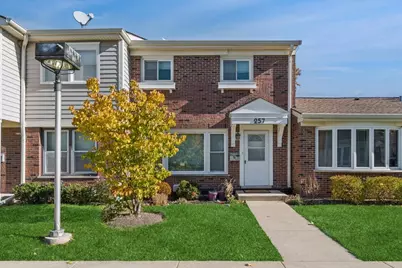 257 Bay Street, Wood Dale, IL 60191 - Photo 1