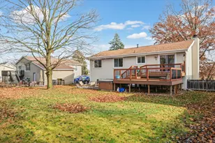 1206 N Hershey Rd, Bloomington, IL 61704 - Photo 28