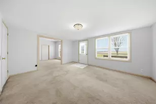 901 Hermann Rd, Lee, IL 60530 - Photo 4