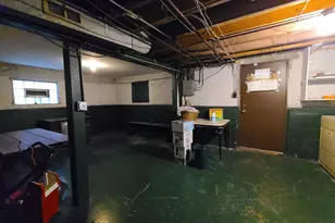 8319 S Crandon Ave, Chicago, IL 60617 - Photo 14