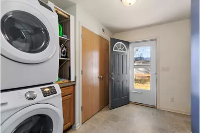 1155 S 5th Street, Dekalb, IL 60115 - Photo 14