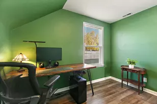 1155 S 5th St, Dekalb, IL 60115 - Photo 12